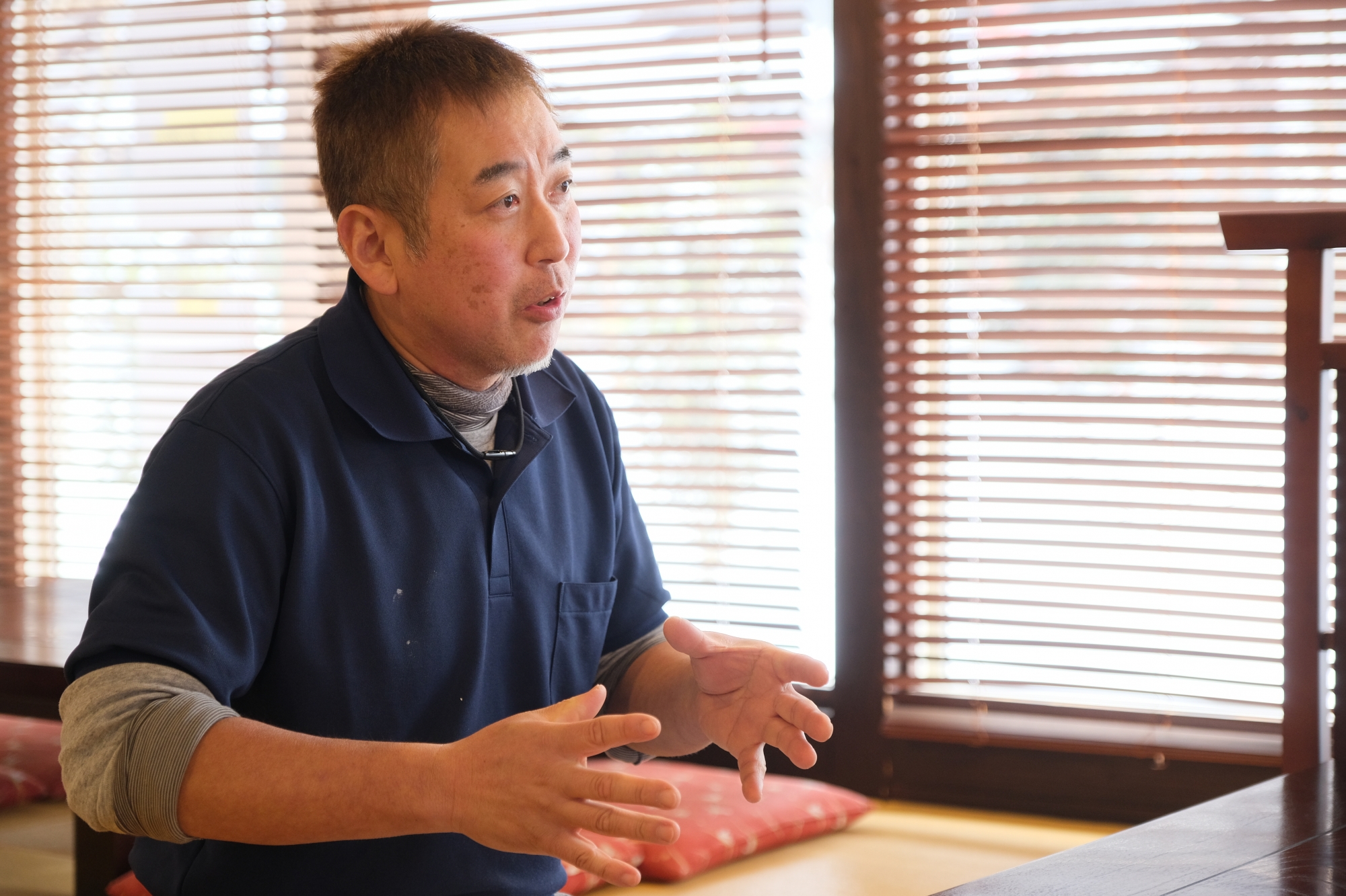 【店主の丸亀実朋さん。長野県でそば打ちを学び、世羅町での経験を経て現在庄原で開業】
※撮影時のみマスクを外しています。