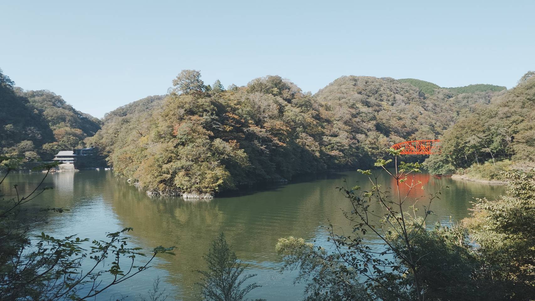 見どころ
庄原市東城町と神石高原町にまたがる峡谷。 国の名勝（1923年）に指定、日本百景の一つ。
※気象状況により、変動することがありますので、予めご了承ください。
アクセス
中国自動車道・東城ICからお車で約15分