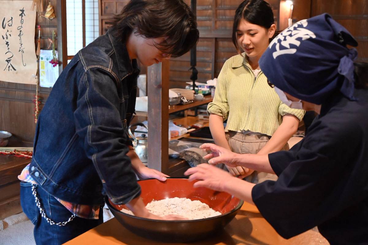 作って楽しい！食べて美味しい！国営備北丘陵公園で「そば打ち体験」に挑戦