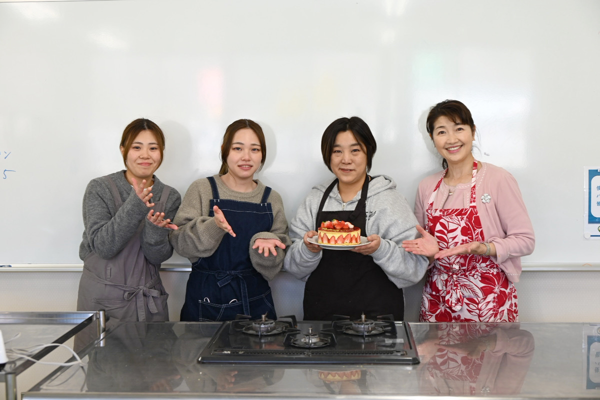 自宅でお店のようなケーキが作れるように！笑顔あふれる森のスイーツレッスン