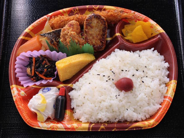 丘陵公園　弁当