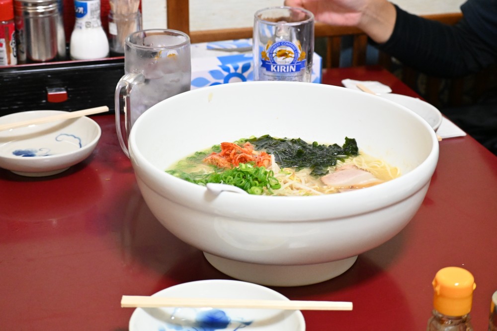 広島　ラーメン　デカ盛り